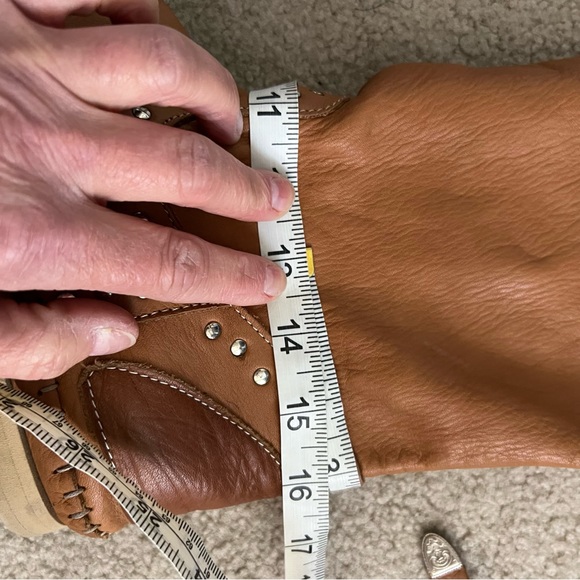 Vintage ‘Hector Riccione’ Pull Up Caramel Tan Calfskin Moccasin Boots Stud Tie - Picture 14 of 16